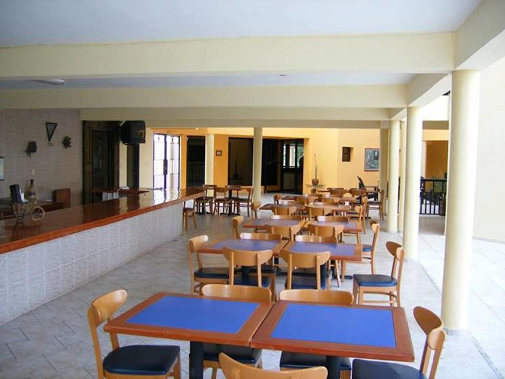 Hotel Las Caobas San Francisco de Macorís Exterior foto